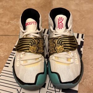 NIKE x KYRIE 6 Concepts (PS) Golden Mummy CV5573 149